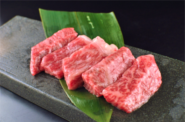 雪降り和牛　サーロイン肉寿司【一貫】