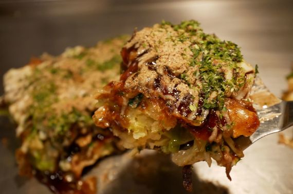 埼玉のもんじゃ.お好み焼きわいず上尾店でこだわりの味をご堪能ください